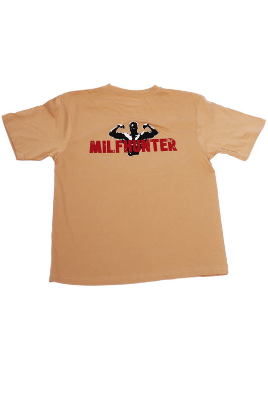 MILFHUNTER T-shirt Sand
